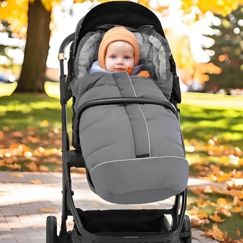 CHANCELIÈRE POUR POUSSETTE | POLAIRE™ - Ô Royaume de bébé et maman | Le Partenaire d'Excellence en Puériculture pour la famille.