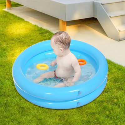 Petite piscine gonflable bebe bébé assis anneaux colorés jardin