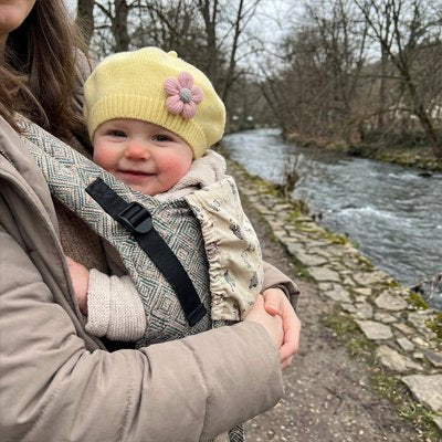 bonnet bébé fille jaune fleur urbain hiver