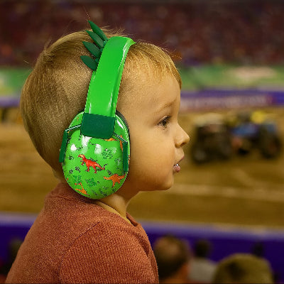 casque anti bruit bebe dinosaure vert enfant evenement bruyant