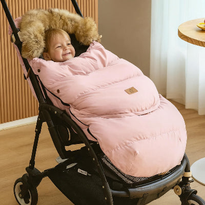 chanceliere poussette rose hiver interieur chaud confort bugaboo bebe