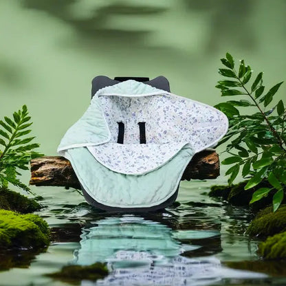 NID D'ANGE SIEGE AUTO | PETIGLOO™ Ô Royaume de bébé et maman | Le Partenaire d'Excellence en Puériculture pour la famille.