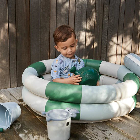 piscine gonflable bebe exterieur jeu arrosoir
