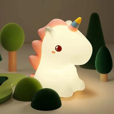 veilleuse bebe licorne decor foret lumiere magique chambre enfant